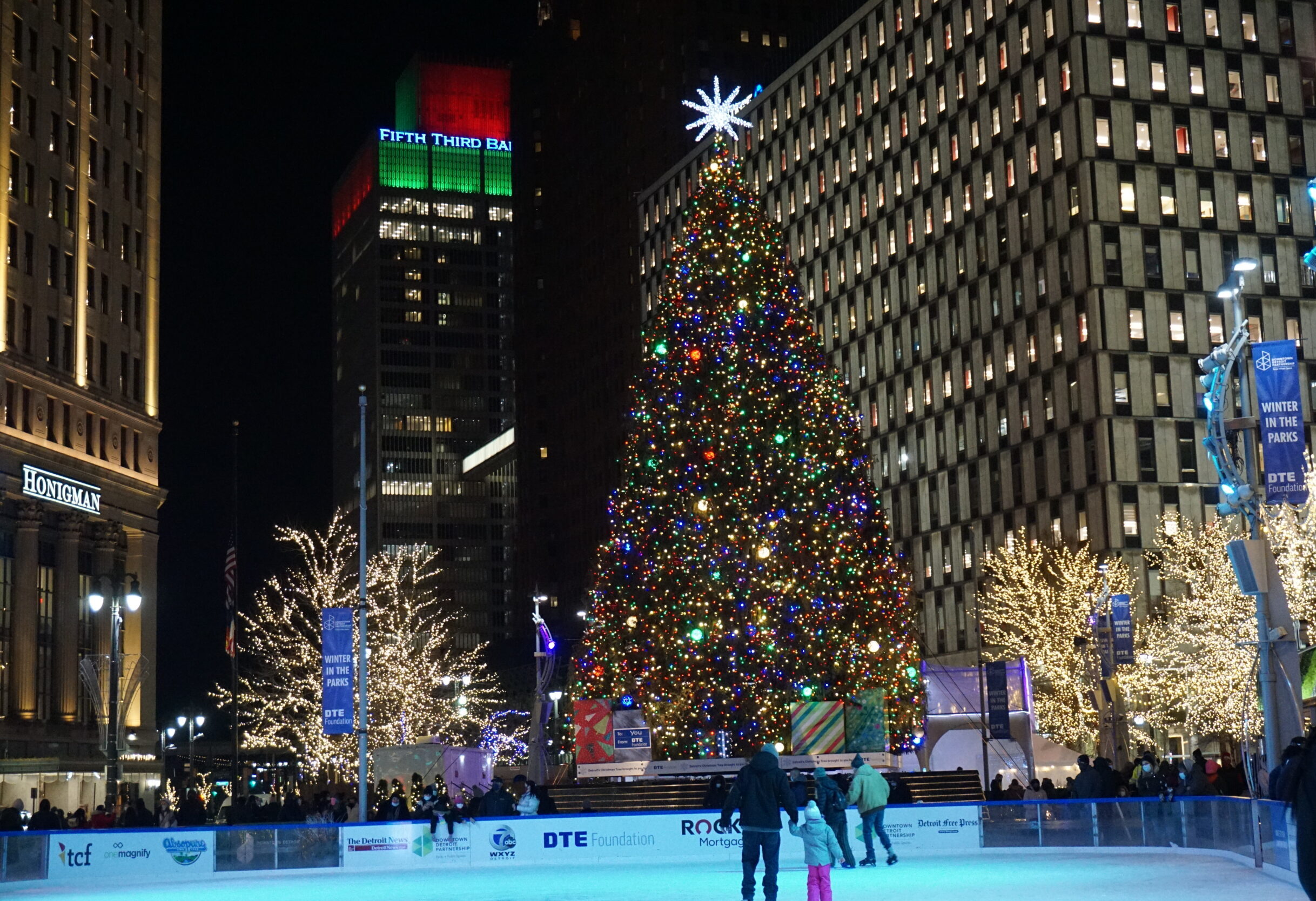Holidays on Ice at Campus Martius