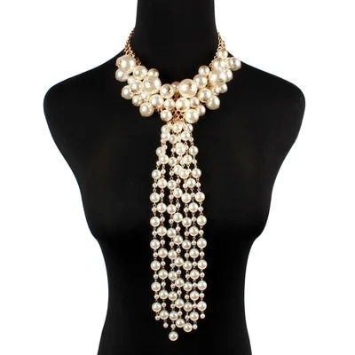 Pearl Necktie